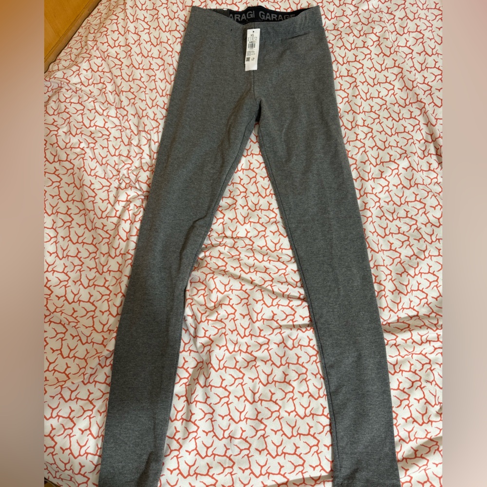NWT gray leggings